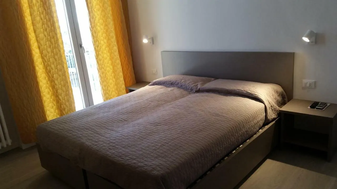 *** Lägenhetshotell Hotel Stella Polare Rimini Italien